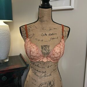 VS Dream Angel Push-up Pigeonnant